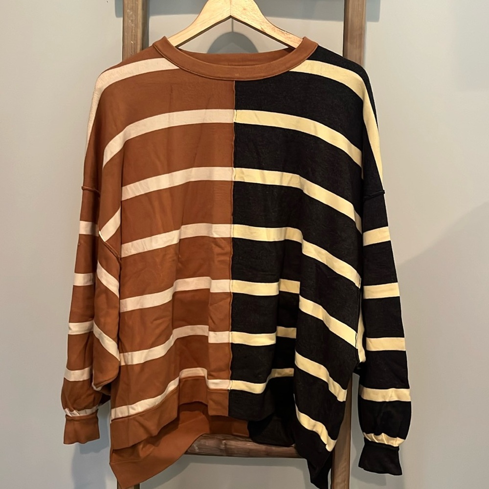 Oversize pullover top MindyMaesMarket size S/M